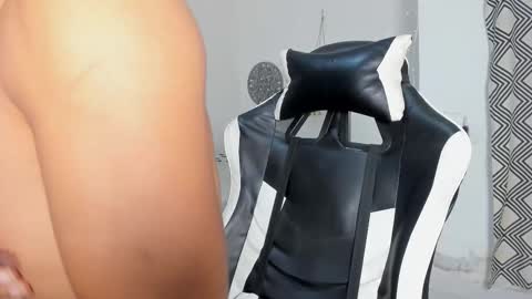 lunay_bigcock420 online show from 10.21.25