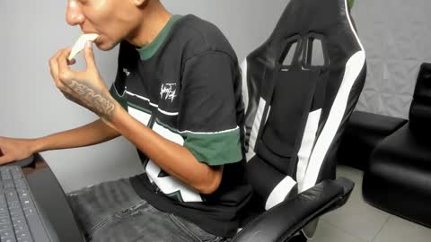 lunay_bigcock420 online show from 02.05.26