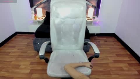Snapshot of lunitaa18 chatting on 02.06.25 V A L E R I A online show from 02.06.25