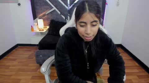 Snapshot of lunitaa18 chatting on 02.26.25 V A L E R I A online show from 02.26.25