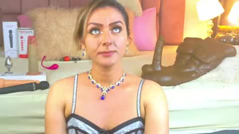lunitadiva online show from 05.25.26