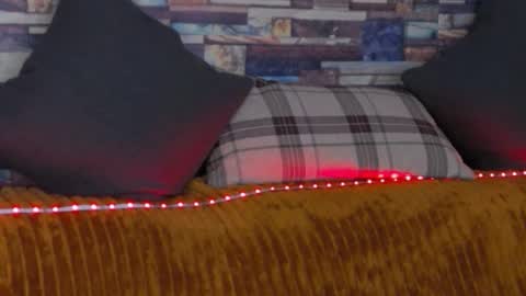 LunnaGray online show from 11.27.25