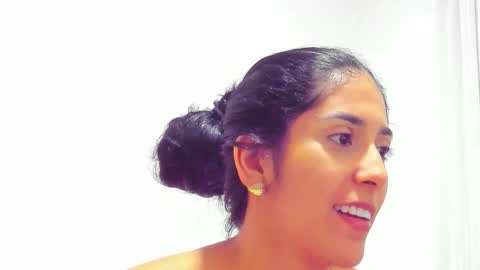     online show from 11.30.25