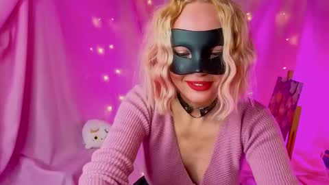 Snapshot of lunvision chatting on 03.22.26 My name Lun online show from 03.22.26