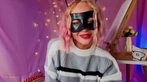 Snapshot of lunvision chatting on 03.29.26 My name Lun online show from 03.29.26