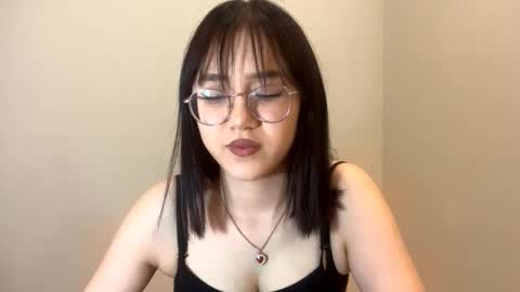 Snapshot of lupefaulker chatting on 03.07.26 Roxie online show from 03.07.26