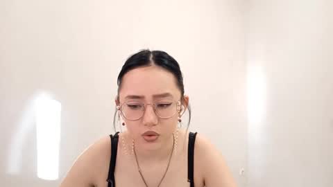 Snapshot of lupefaulker chatting on 03.28.26 Roxie online show from 03.28.26