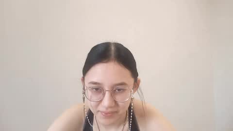 Snapshot of lupefaulker chatting on 04.07.26 Roxie online show from 04.07.26