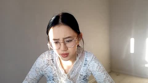 Snapshot of lupefaulker chatting on 04.09.26 Roxie online show from 04.09.26