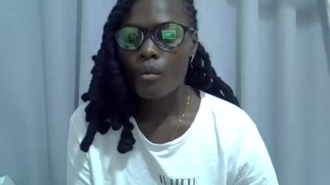 sweet girl online show from 10.19.25