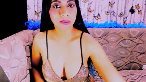 Snapshot of luscious_lips6901 chatting on 10.10.25 luscious_lips6901 online show from 10.10.25