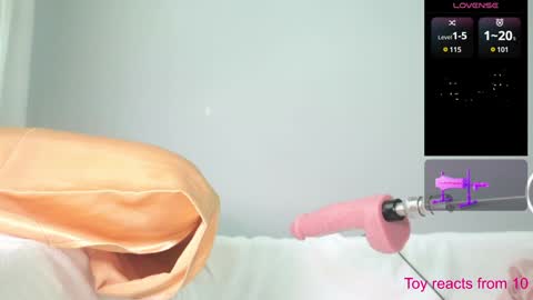 Snapshot of lusciouslipsxx chatting on 02.04.25 lusciouslipsxx online show from 02.04.25