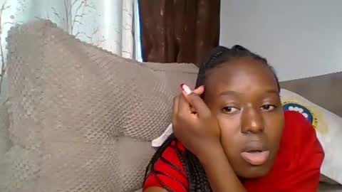 lushlola254 online show from 10.31.25