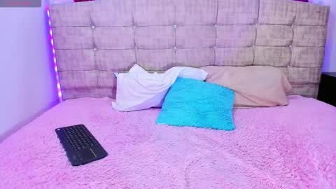 lushy_sweet online show from 10.14.25