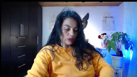 Angela 3 online show from 09.23.25