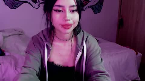 Valerie  April   online show from 12.06.24