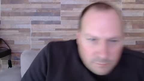 Snapshot of lustonfan chatting on 06.11.26 lustonfan online show from 06.11.26