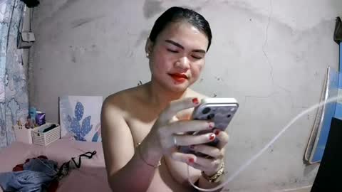 Flora Mae online show from 07.19.26