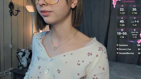 Snapshot of lusty_miss_di chatting on 02.13.25 Isabel online show from 02.13.25