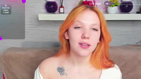 Snapshot of lusty_miss_di chatting on 03.10.25 Isabel online show from 03.10.25