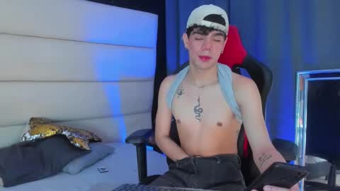 Snapshot of luuck_6 chatting on 02.20.26 luuck online show from 02.20.26