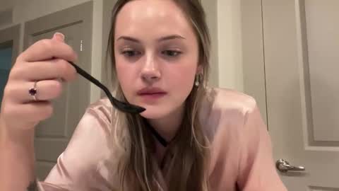 Aimee online show from 02.02.26