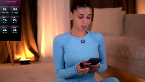 Snapshot of luvcaprice chatting on 06.04.26 Caprice online show from 06.04.26