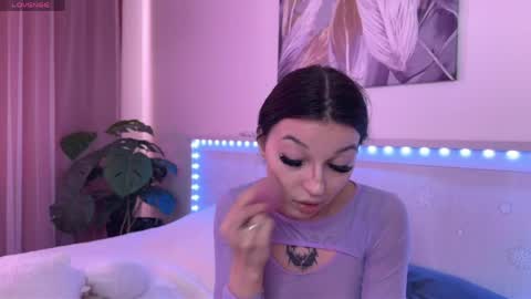 Veronica online show from 05.24.26