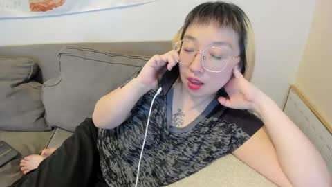 LuxGray online show from 03.12.25