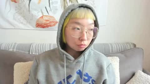 LuxGray online show from 04.13.26