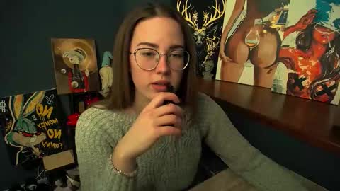 Snapshot of luxie_queen chatting on 02.02.26 Katie online show from 02.02.26