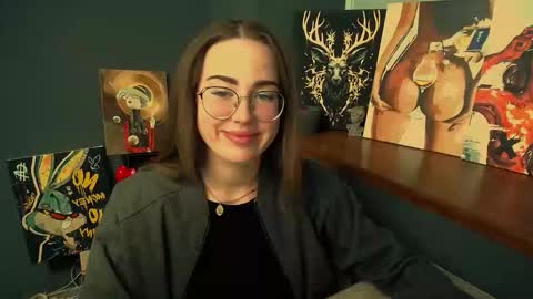 Snapshot of luxie_queen chatting on 02.04.26 Katie online show from 02.04.26