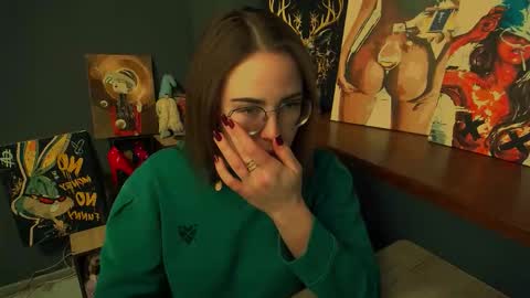 Snapshot of luxie_queen chatting on 02.20.26 Katie online show from 02.20.26