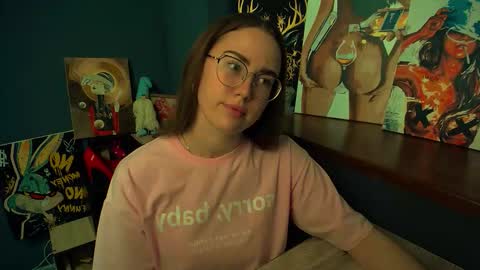 Snapshot of luxie_queen chatting on 03.04.26 Katie online show from 03.04.26