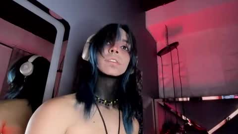 Luxiel 3 online show from 04.18.26