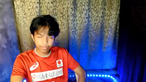 Snapshot of luxirfy_xx chatting on 11.11.25 luxirfy online show from 11.11.25