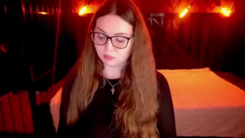 Snapshot of luxsopphia_ chatting on 06.16.26 luxsopphia_ online show from 06.16.26