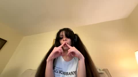 LuxxxTheFox online show from 07.28.26