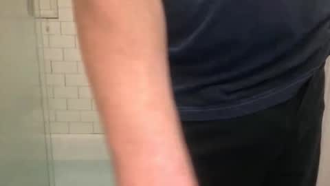 lvguynextdoor440656 online show from 11.05.25