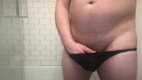 lvguynextdoor440656 online show from 12.15.25