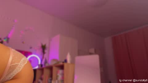 lxsundolyxl_ online show from 11.27.25