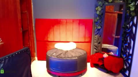 lya__smith online show from 04.14.26