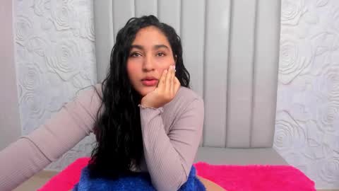 LYA DUBOIS  online show from 02.03.26