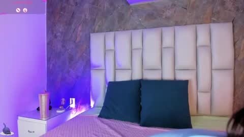 lya online show from 04.17.26