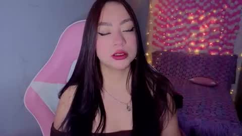 Snapshot of lya_levine chatting on 02.12.26 Lya online show from 02.12.26