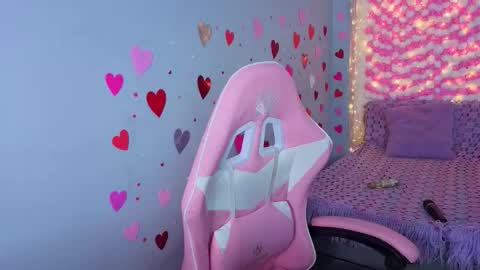 Snapshot of lya_levine chatting on 02.28.26 Lya online show from 02.28.26