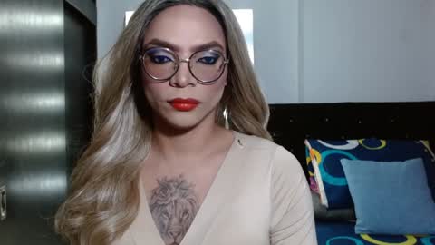 Snapshot of lya_mcconellts chatting on 02.05.25 Lya Mcconell online show from 02.05.25