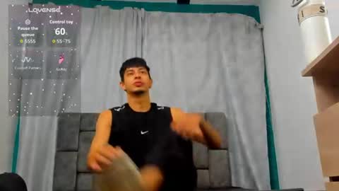 Snapshot of lyan_lazarbbc chatting on 07.12.26 LYAN online show from 07.12.26