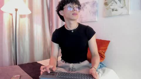 Lyan online show from 05.09.26