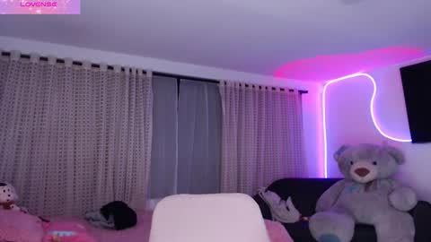 Lyann  online show from 10.29.25